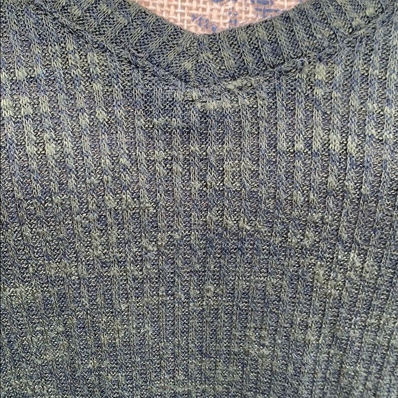 Heathered green tunic top size medium - Picture 2 of 5